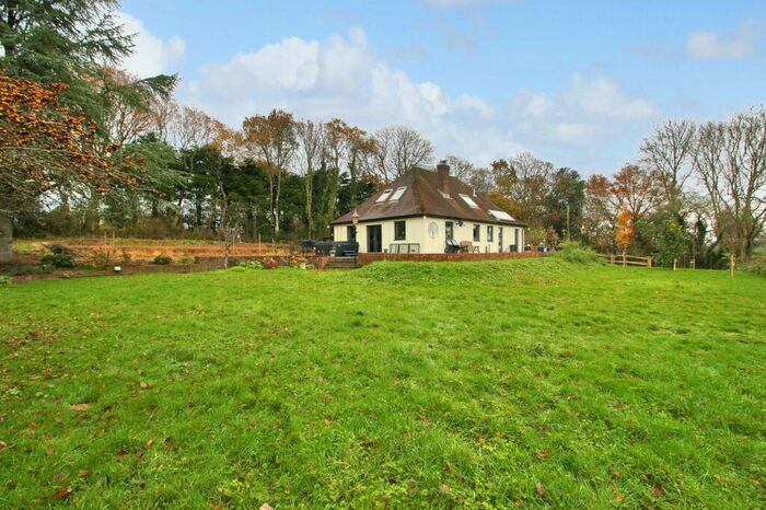 4 Bedroom Detached House For Sale In North Street, Hellingly, BN27