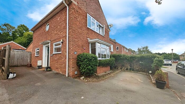 3 Bedroom Semi-Detached House For Sale In Walnut Avenue, Yate, BS37