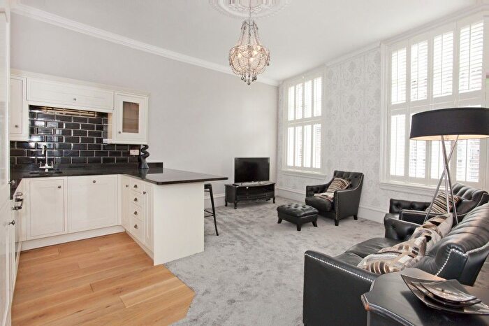 1 Bedroom Flat To Rent In Clifford Street, York, YO1