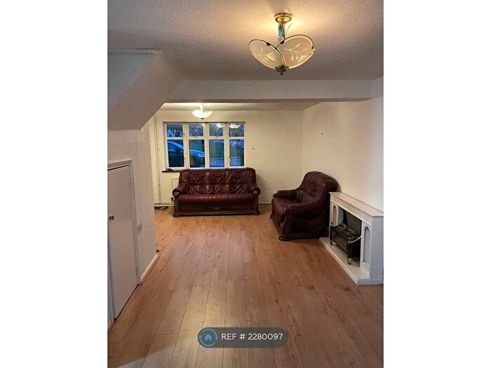 3 Bedroom Terraced House To Rent In Wise Lane, West Drayton, UB7