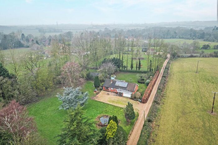 4 Bedroom Detached Bungalow For Sale In Detached Bungalow In Little Dunham, PE32