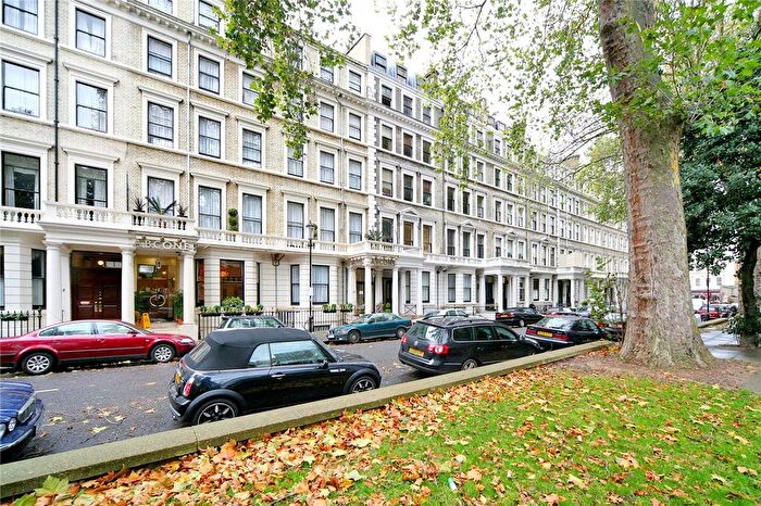 2 Bedroom Flat To Rent In South Kensington, London, SW7