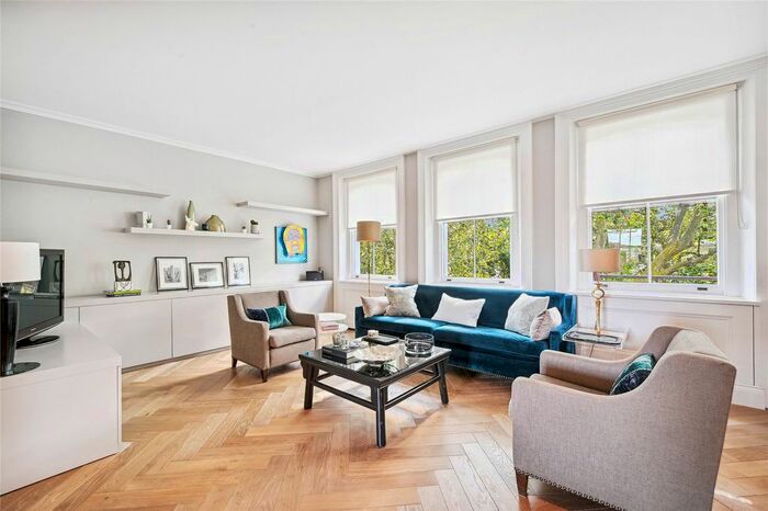 3 Bedroom Flat To Rent In Cornwall Gardens, London, SW7