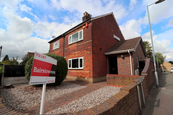 3 Bedroom House To Rent In Central Brentwood, CM14