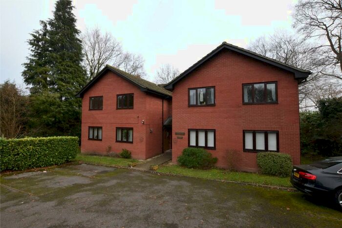 1 Bedroom Apartment To Rent In Minley Grove, Minley Road, Fleet, GU51