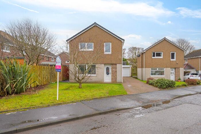 3 Bedroom Detached House To Rent In Langton Gardens, West Lothian, EH53