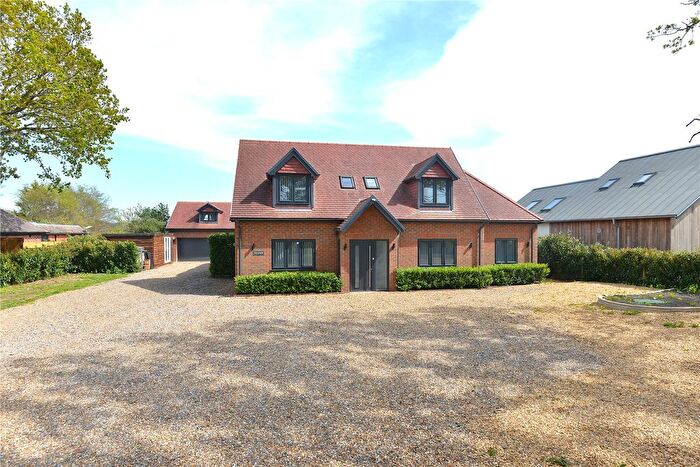 4 Bedroom Detached House For Sale In Fryern Court Road, Burgate, Fordingbridge, Hampshire, SP6