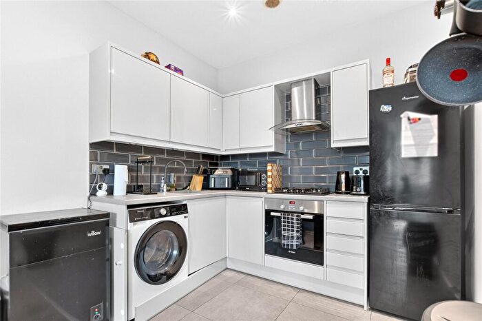 1 Bedroom Apartment For Sale In Opladen Way, Bracknell, Berkshire, RG12