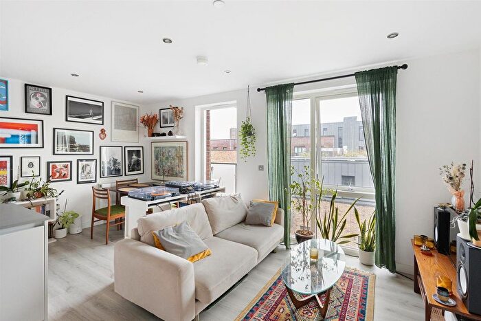 1 Bedroom Flat For Sale In Cobden Walk, London, SE15