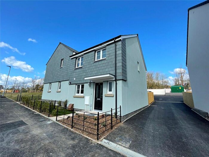 3 Bedroom Semi-Detached House To Rent In Wadebridge, PL27
