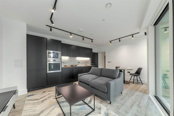 1 Bedroom Flat To Rent In Portal Way, London, W3