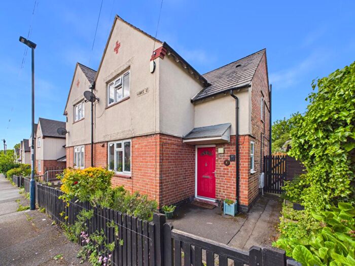 3 Bedroom End Of Terrace House For Sale In Hawke Street, Derby, DE22