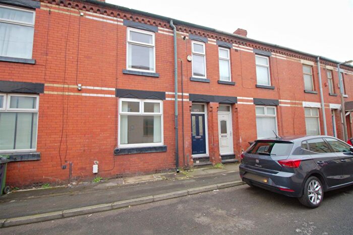 3 Bedroom Terraced House To Rent In Holland Street, Denton, Manchester, M34