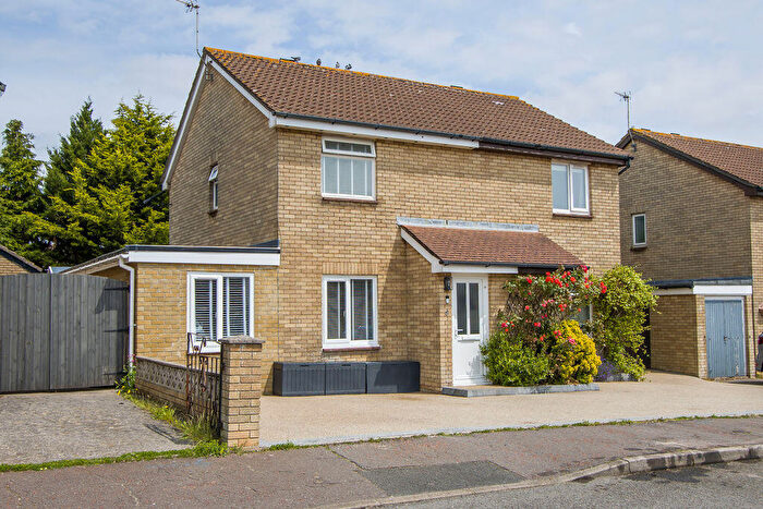 3 Bedroom Semi-Detached House For Sale In Arlington Road, Sully, CF64