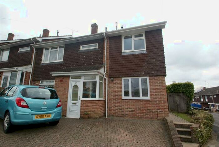 1 Bedroom Flat To Rent In Picton Road, Andover, SP10