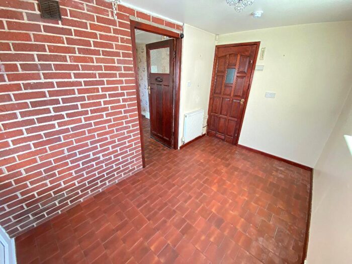 2 Bedroom Semi-Detached Bungalow For Sale In Cellarhead Road, Werrington, Stoke On Trent, ST9