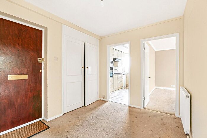 2 Bedroom Flat For Sale In Charnwood, High Road, Buckhurst Hill, IG9