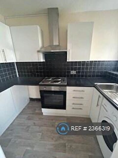 1 Bedroom Flat To Rent In Mead Court, Southampton, SO16