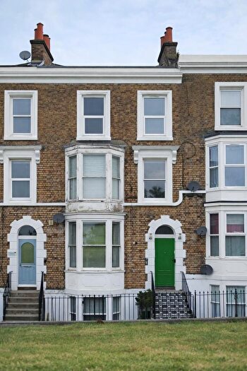 8 Bedroom Flat For Sale In Arklow Square, Ramsgate, CT11