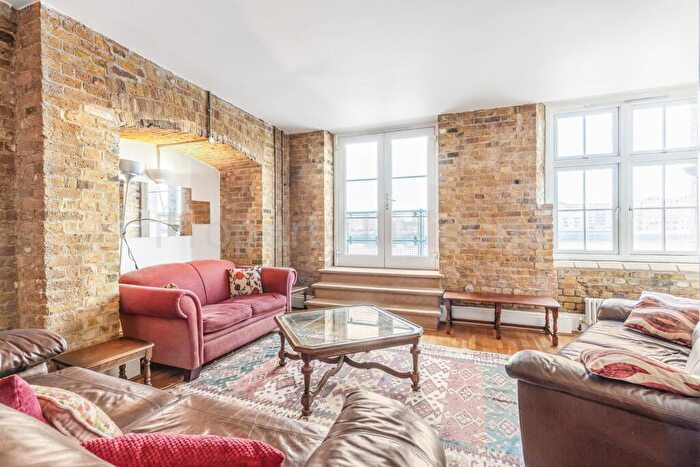 3 Bedroom Apartment For Sale In Globe Wharf, Rotherhithe Street, London, SE16