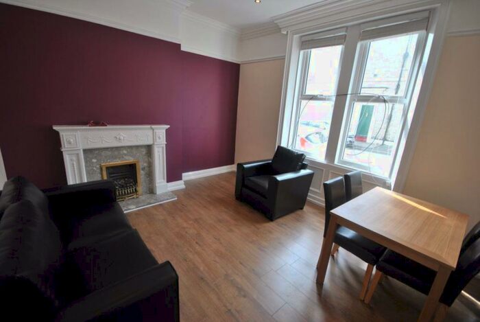 4 Bedroom Property To Rent In Clayton Park Square, NE2