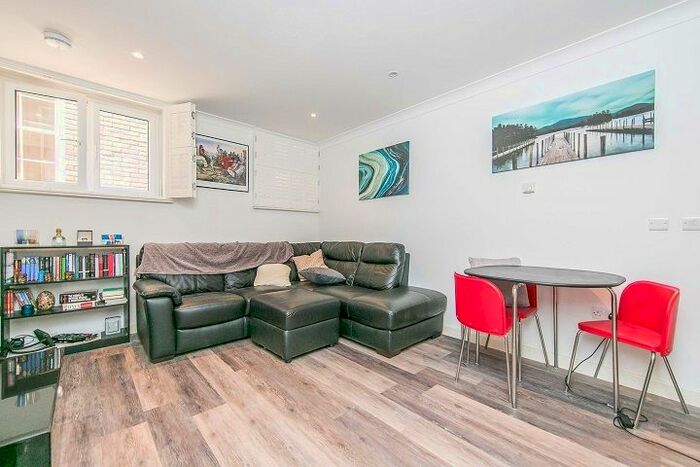 1 Bedroom Flat To Rent In Eld Lane, Colchester, CO1