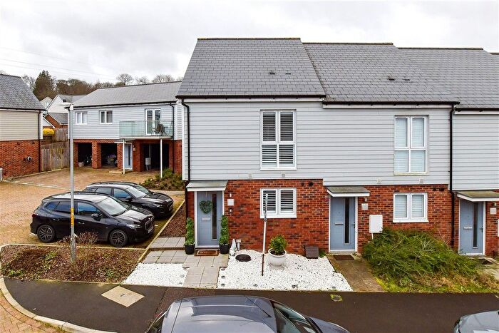 2 Bedroom End Terrace House For Sale In Coppice Close, Tunbridge Wells, Kent, TN2