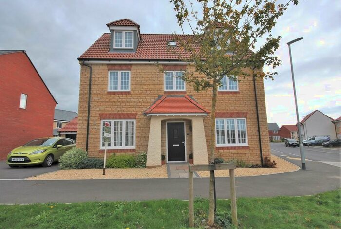 4 Bedroom Detached House To Rent In Littlewood Way, Cheddar, BS27