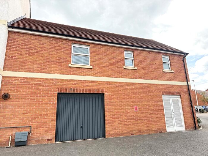 2 Bedroom Apartment For Sale In Meadow Acre Road, Gittisham, EX14