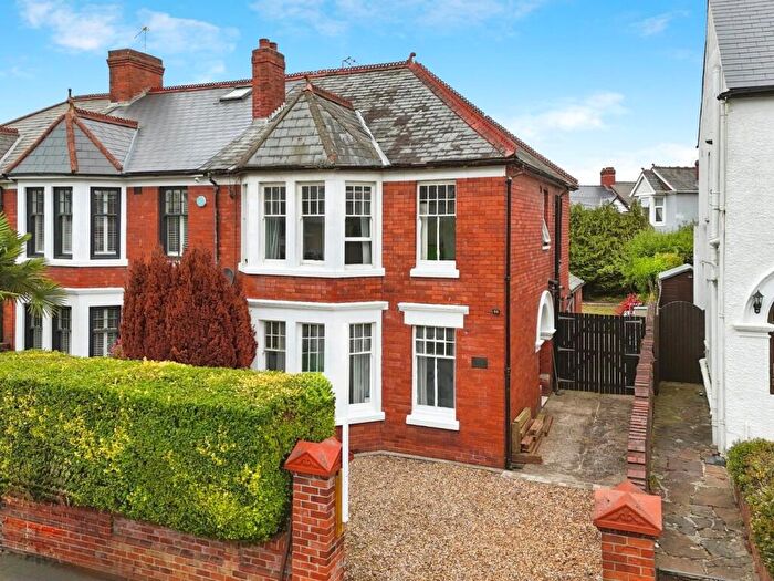 3 Bedroom Semi-Detached House For Sale In St Julians Avenue, Newport, NP19