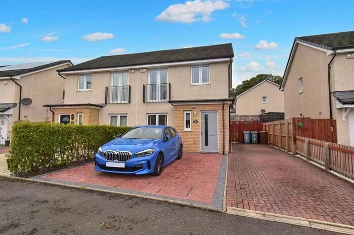 3 Bedroom Semi-Detached House For Sale In Cavalry Park, Kilsyth, Glasgow, G65