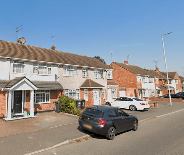 3 Bedroom Semi-Detached House To Rent In Austin Road, LU3