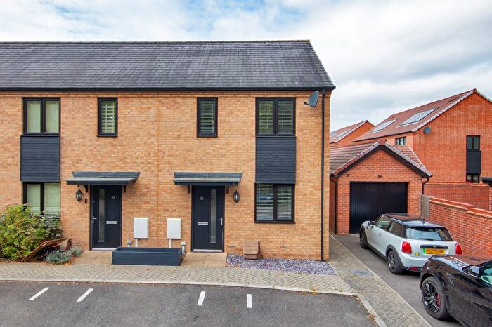 2 Bedroom End Of Terrace House To Rent In Hirschield Drive, Leybourne, West Malling, Kent, ME19