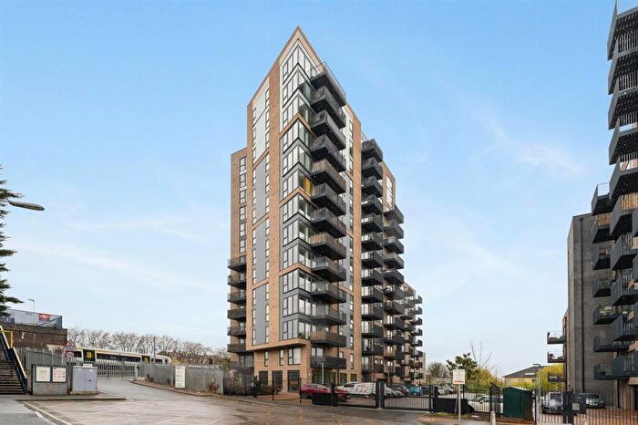 2 Bedroom Apartment For Sale In Altitude Point, Hampden Road, Hornsey, N8