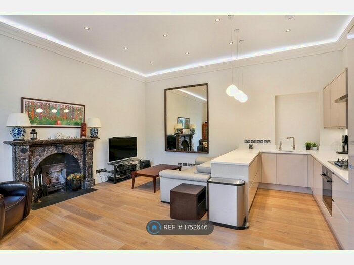 2 Bedroom Flat To Rent In Cromwell Road, London, SW5