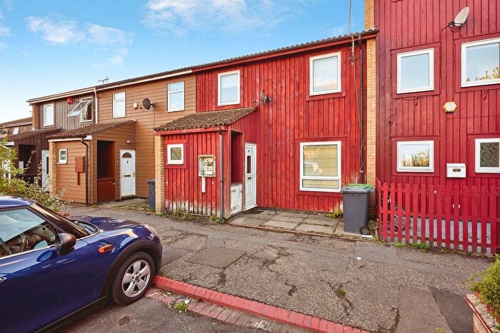3 Bedroom Terraced House For Sale In Hinchcliffe, Orton Goldhay, Peterborough, PE2