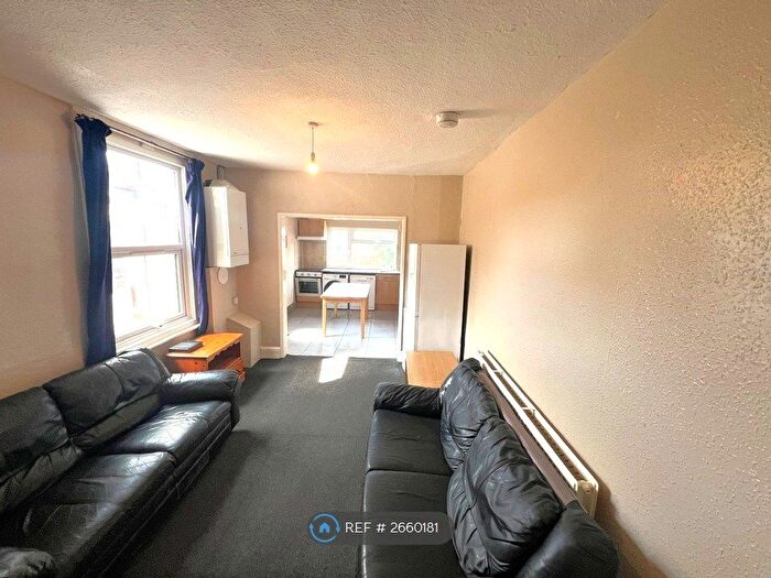 6 Bedroom Terraced House To Rent In Bishop Road, Bristol, BS7