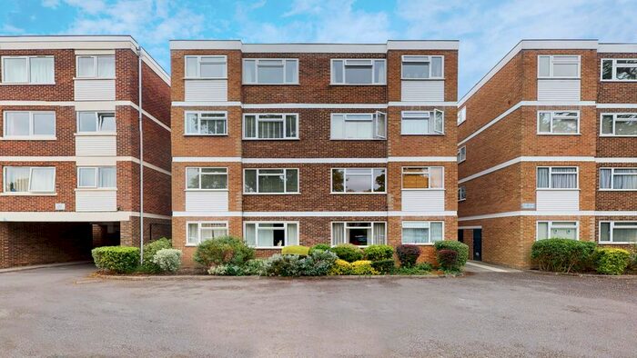 1 Bedroom Flat To Rent In Elsa Court, Hayne Rd, Beckenham, Kent, BR3
