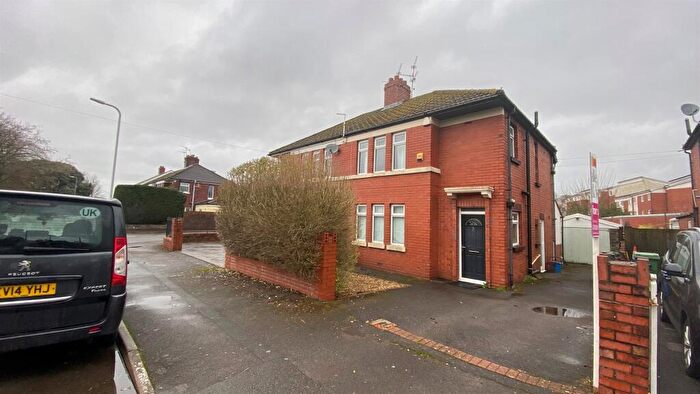 3 Bedroom Semi-Detached House For Sale In Celtic Road, Cardiff, CF14