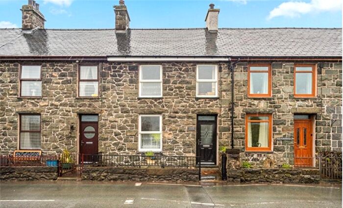 3 Bedroom Terraced House For Sale In Minffordd, Penrhyndeudraeth, Gwynedd, LL48