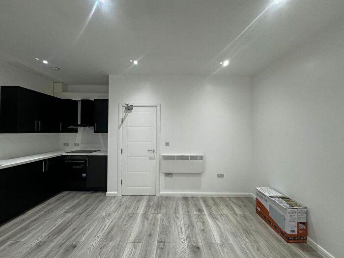 2 Bedroom Flat To Rent In Wembley Park Drive, Wembley, HA9