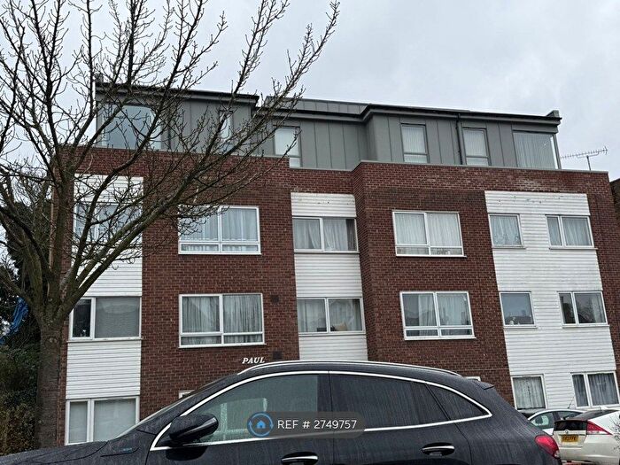1 Bedroom Flat To Rent In Paul Court, London, N3