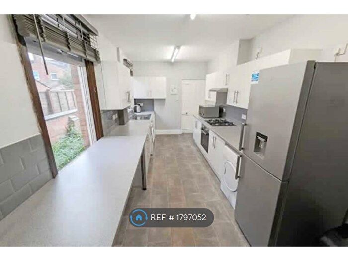 4 Bedroom Terraced House To Rent In Baring Road, Northampton, NN5