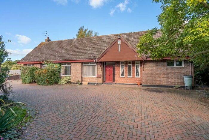 3 Bedroom Detached Bungalow For Sale In Blundeston Road, Corton, Lowestoft, NR32
