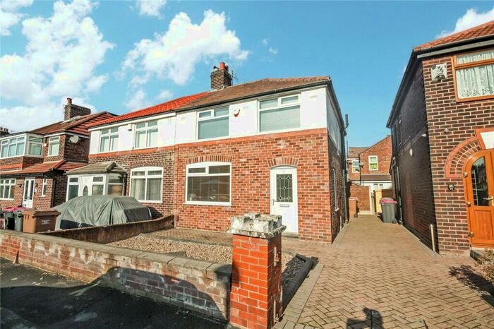 3 Bedroom Semi-Detached House To Rent In Napier Road, Eccles, Manchester, M30