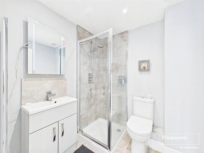 5 Bedroom Barn Conversion For Sale In James Farm, James Lane, Grazeley Green, Reading, RG7