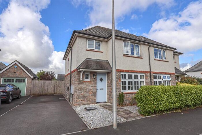 3 Bedroom Semi-Detached House For Sale In Cae Newydd, St. Nicholas, Vale Of Glamorgan, CF5
