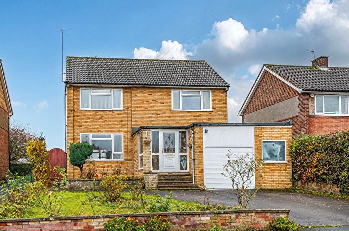 4 Bedroom Detached House For Sale In Carver Hill Road, High Wycombe, Buckinghamshire, HP11