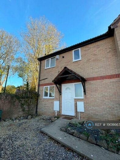 2 Bedroom End Of Terrace House To Rent In Pine Road, Brentry, Bristol, BS10