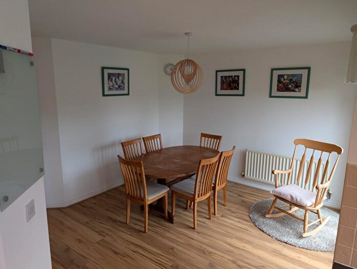 4 Bedroom House To Rent In Herons Court, Gilesgate, Durham, DH1